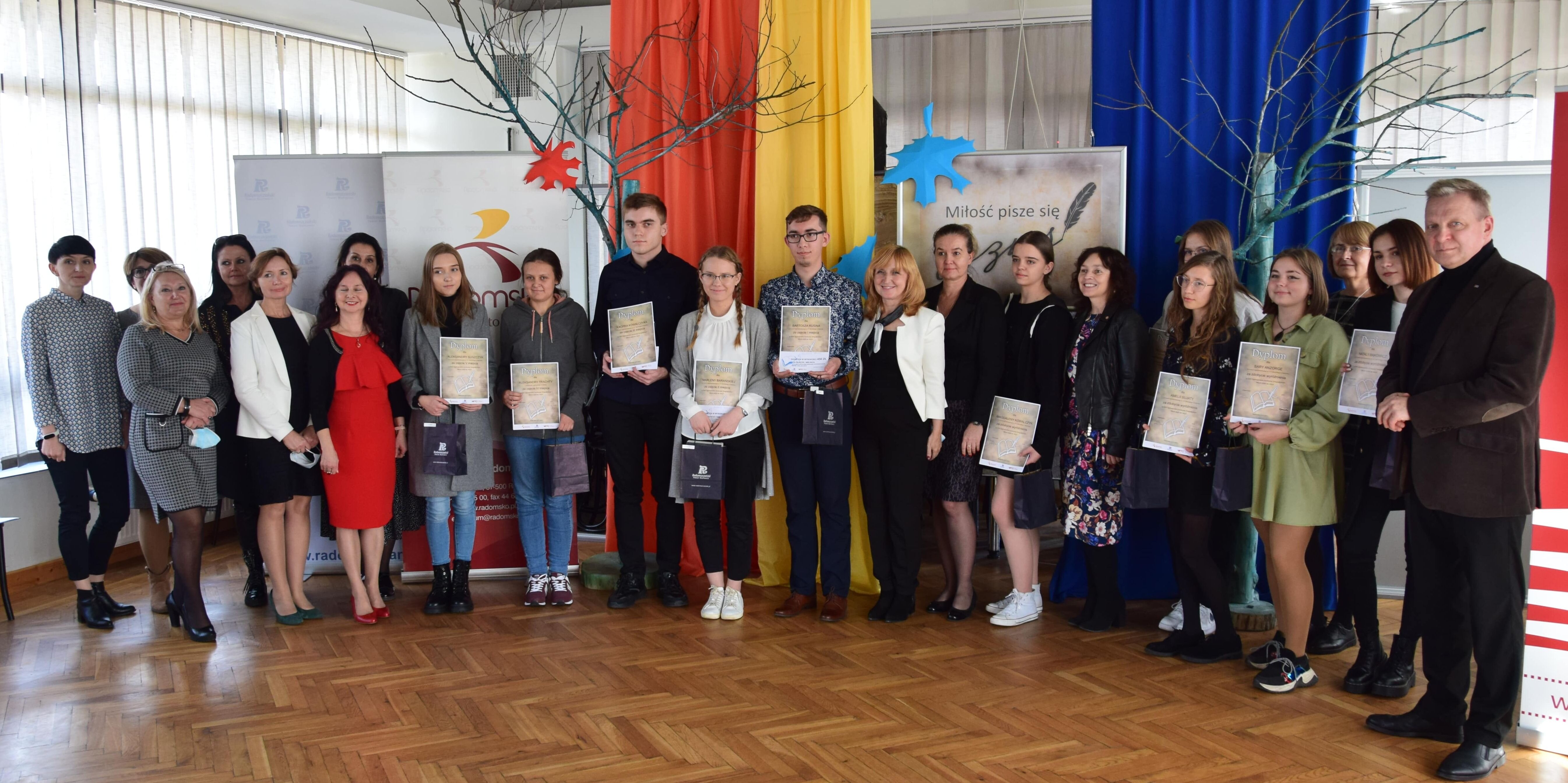 W mieście takim jak Radomsko trudno jest nie kochać poezji...