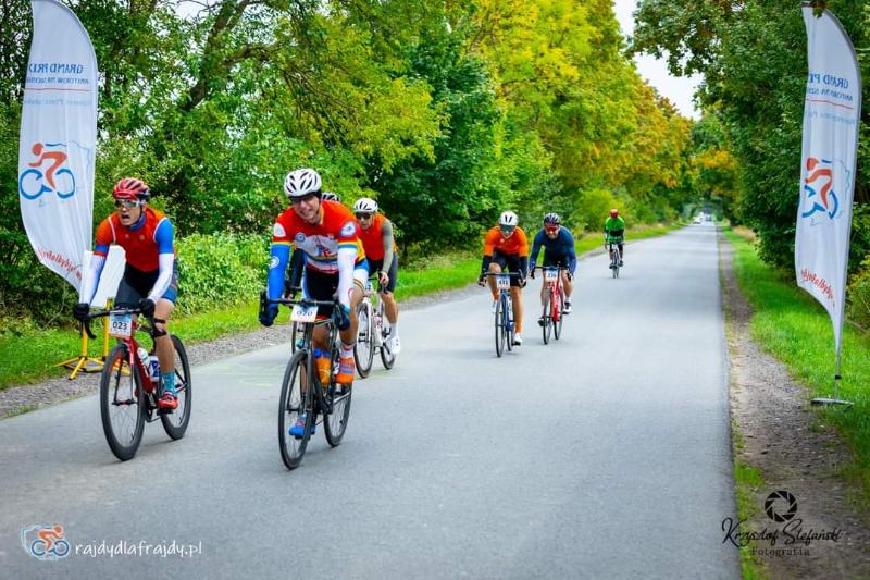 Sukces rowerzystów z KBKS Radomsko w Grand Prix Amatorów na Szosie Rajdy Dla Frajd