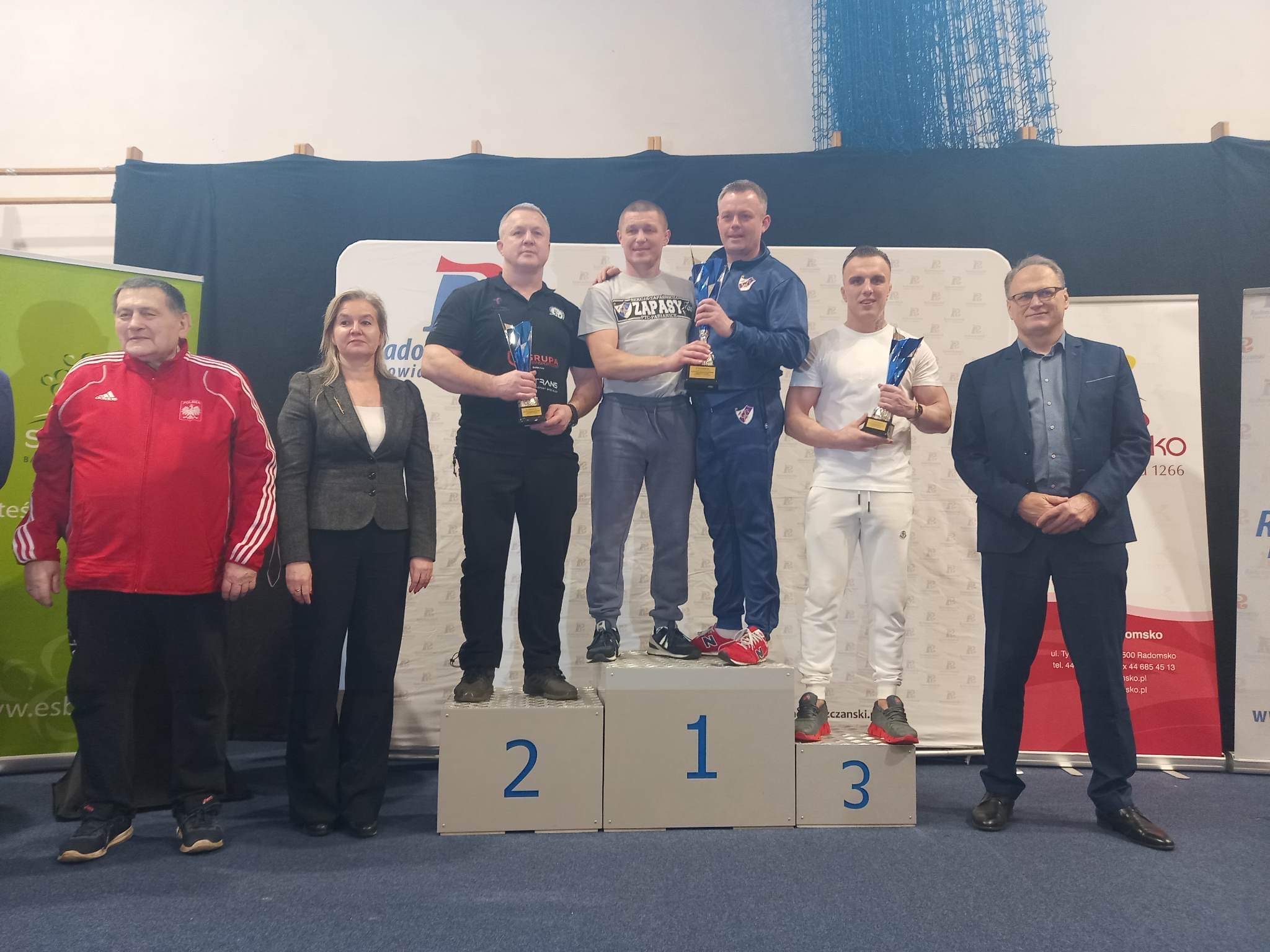 ZKS Radomsko na podium wojewódzkich mistrzostw w zapasach