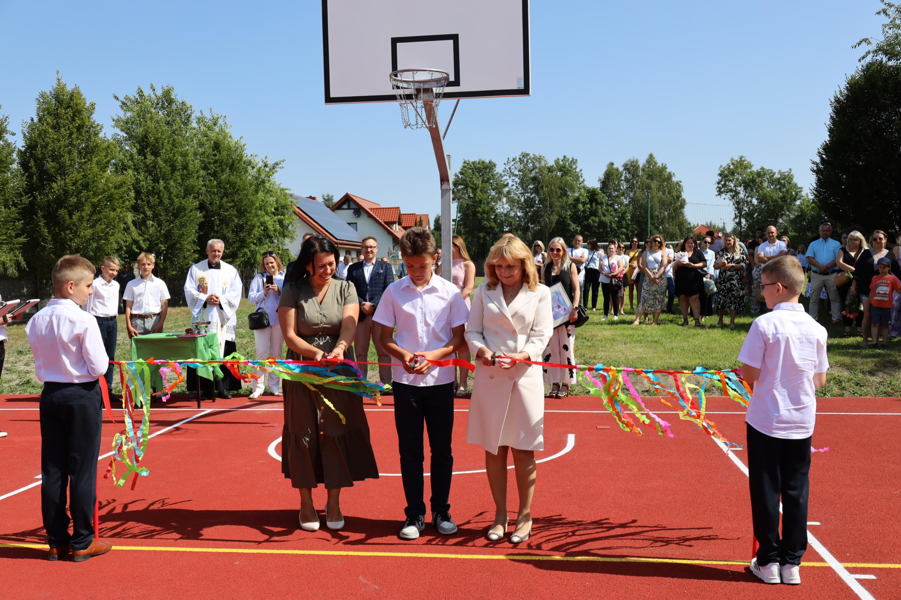 Zakończenie roku szkolnego i otwarcie nowych obiektów sportowych w Publicznej Szkole Podstawowej nr 5