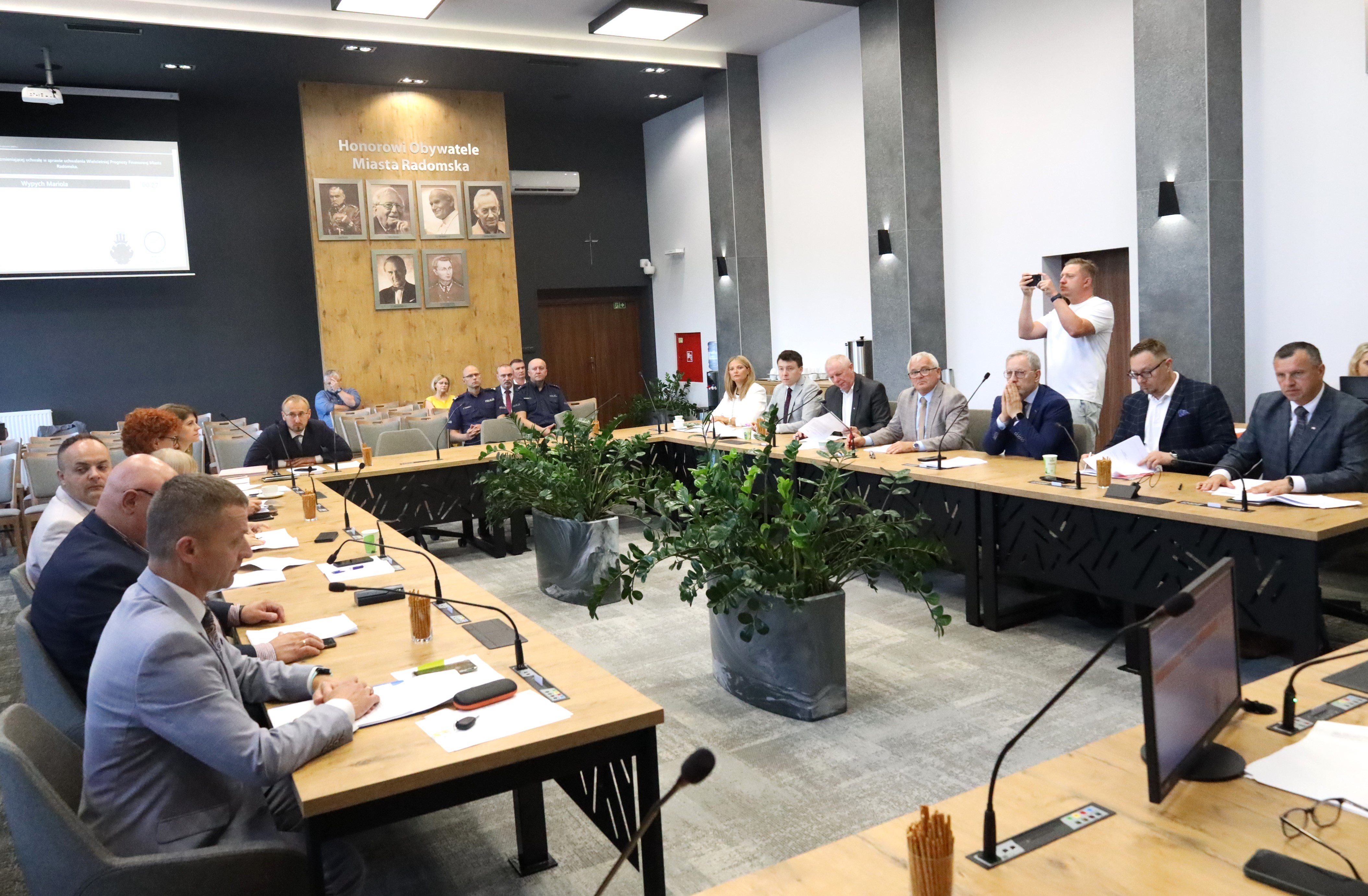 Nadzwyczajna Sesja Rady Miejskiej w Radomsku