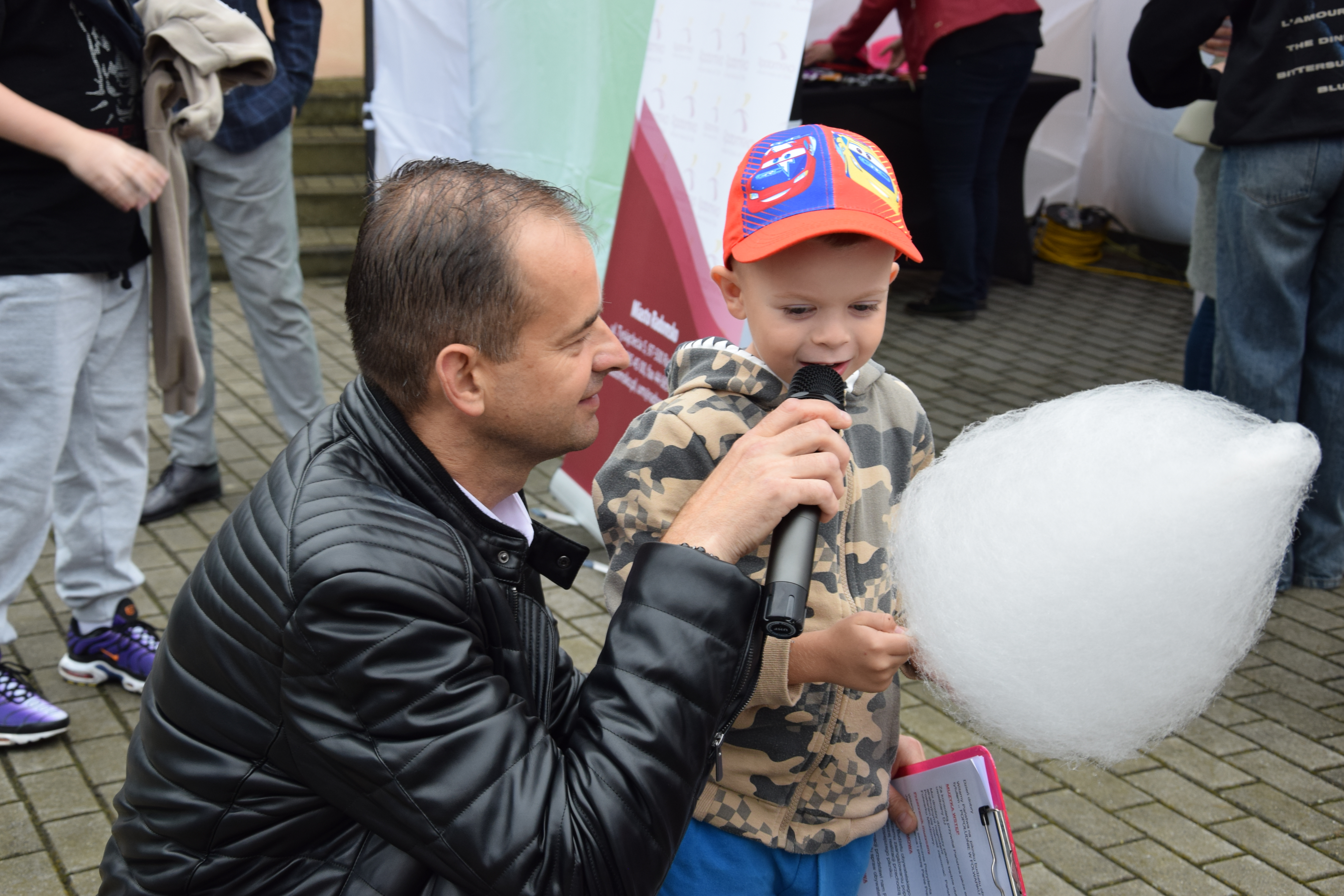 Popołudnie w Folwarku Młodzowy – radość, tradycja i wspólna zabawa