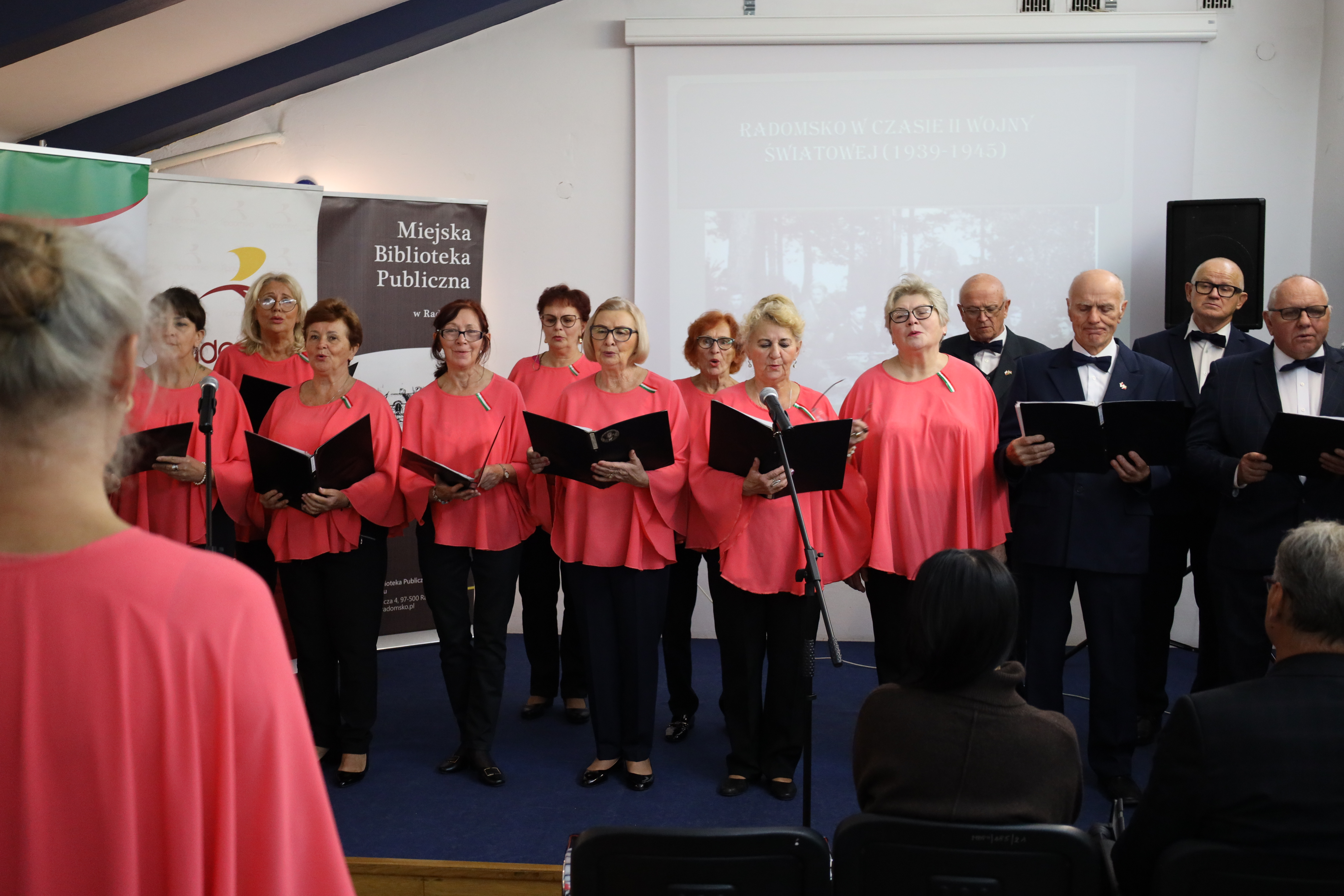 Wieczornica węgierska w Miejskiej Bibliotece Publicznej