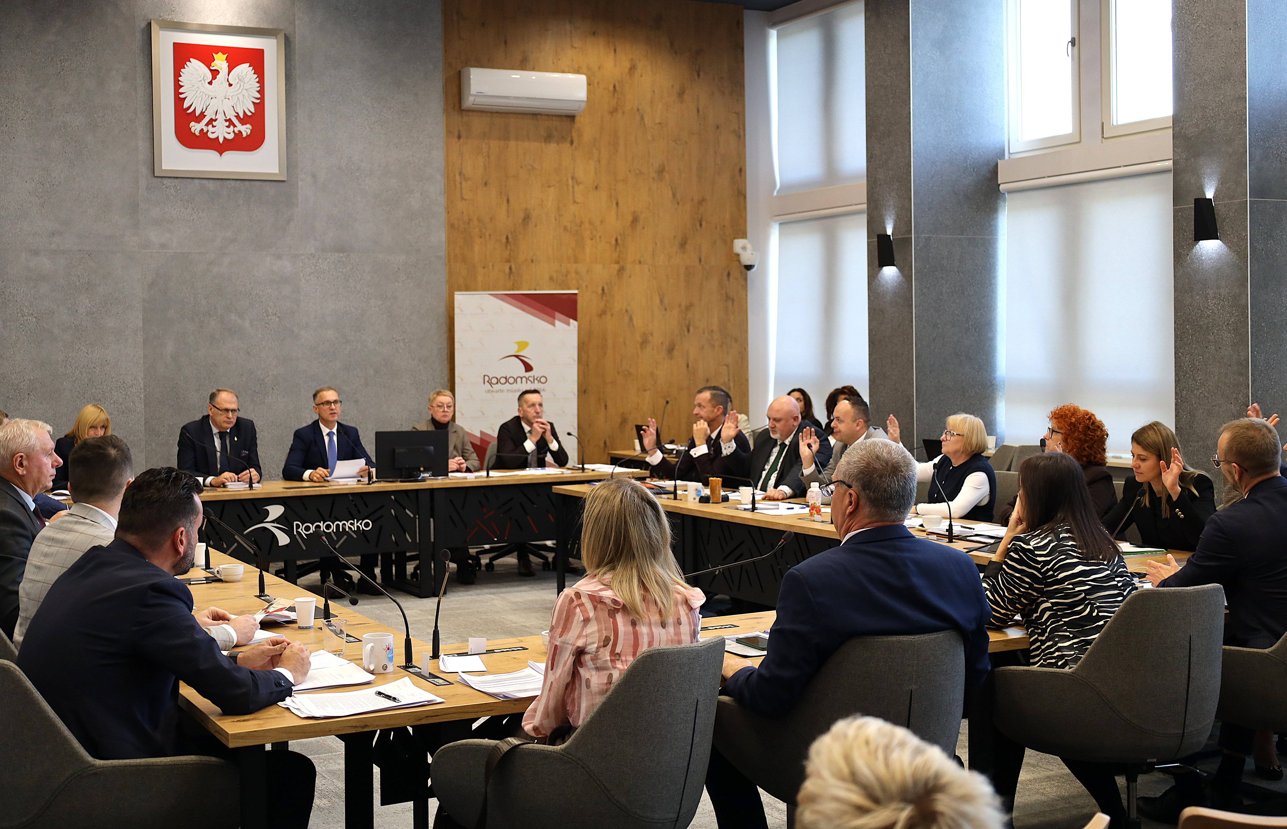 Sesja Rady Miejskiej: stawki podatku od nieruchomości i opłaty za śmieci bez zmian