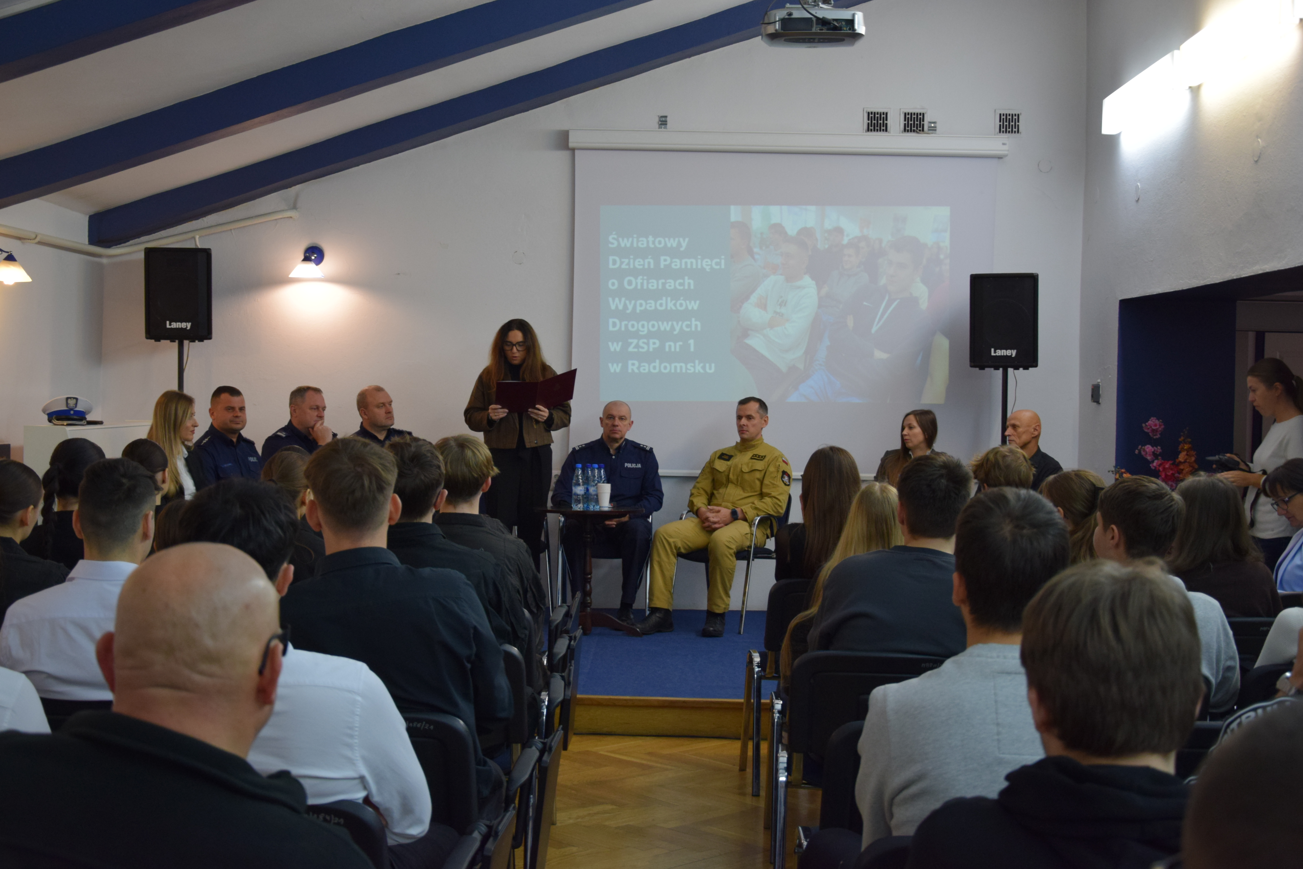 „Bezpieczny - trzeźwy kierowca” - młodzież debatowała o bezpieczeństwie na drogach