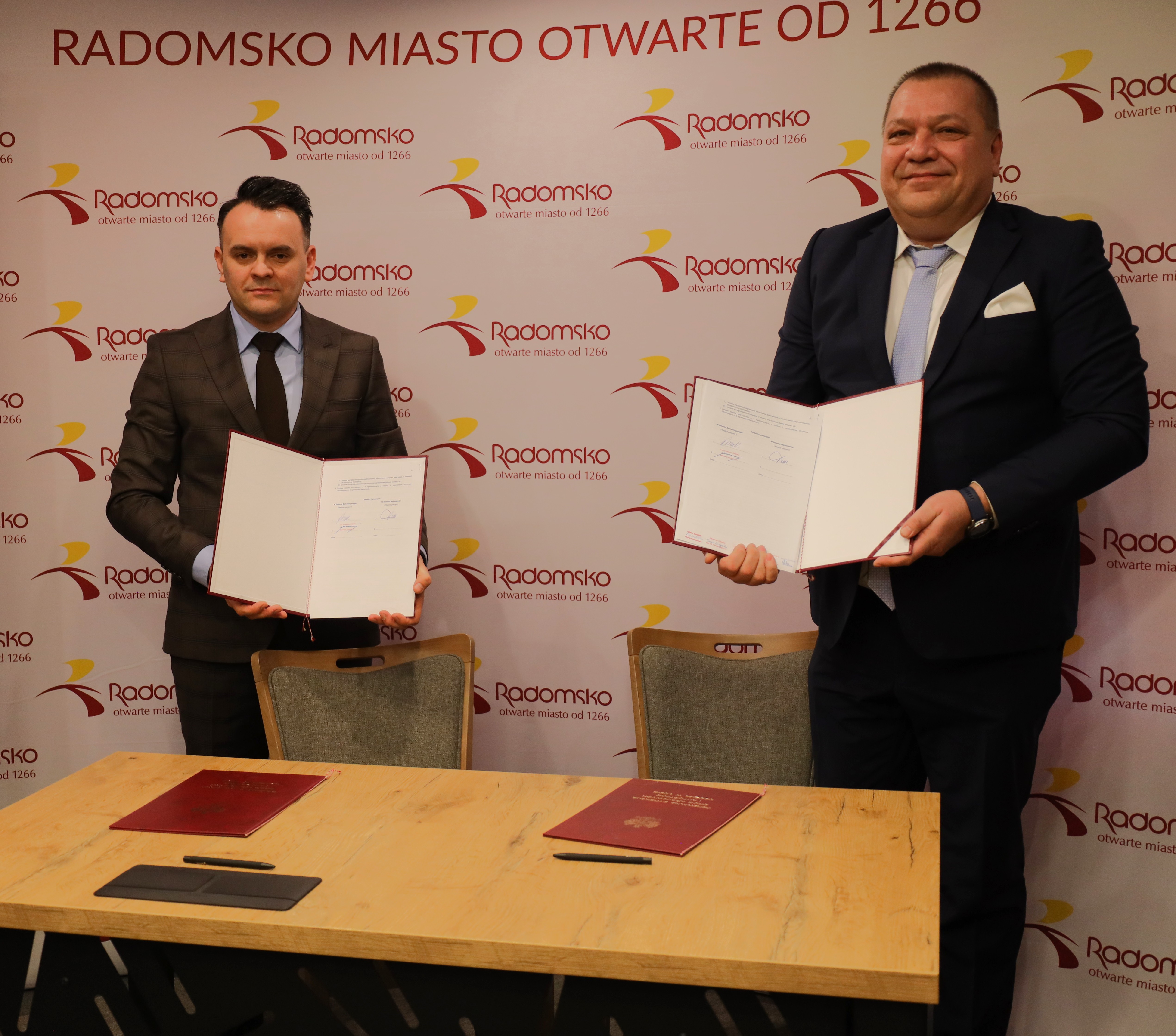 Podpisanie umowy na budowę obwodnicy Radomska. Historyczny moment i początek kluczowej inwestycji