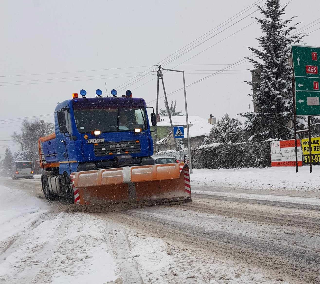 Zimowe utrzymanie dróg w Radomsku – co warto wiedzieć?