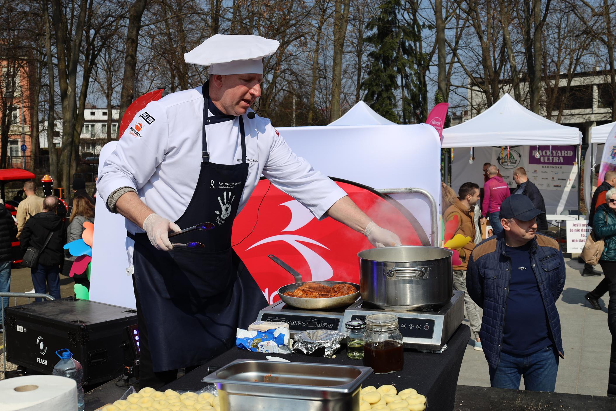 Jarmark Wielkanocny pelen kolorów i świątecznych zapachów