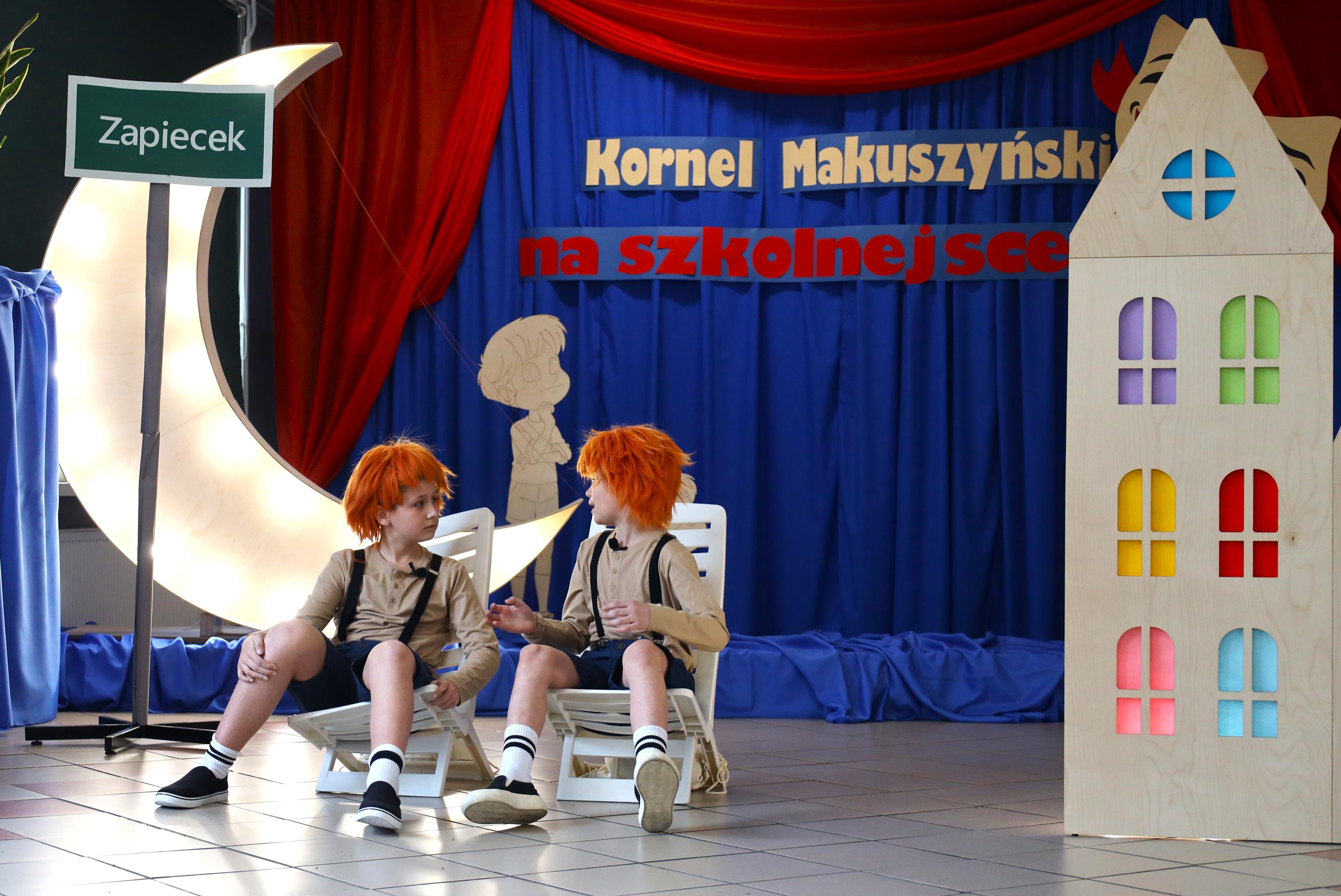 Etiudy inspirowane Makuszyńskim na szkolnej scenie PSP nr 10