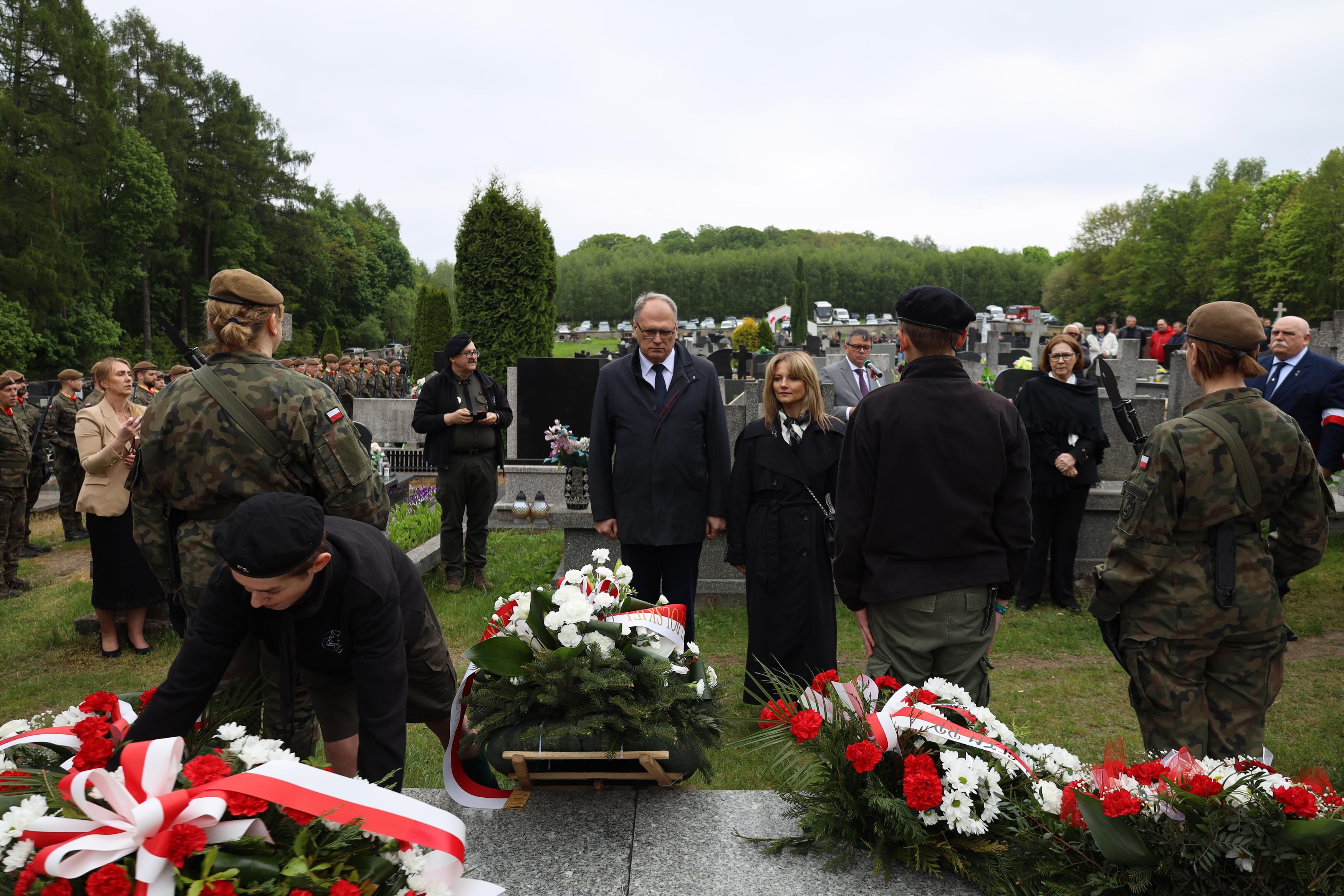 Uroczystości upamiętniające 80. rocznicę zamordowania żołnierzy KWP w Bąkowej Górze